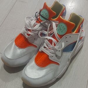 Nike Mens Sneakers - White, Orange, Blue